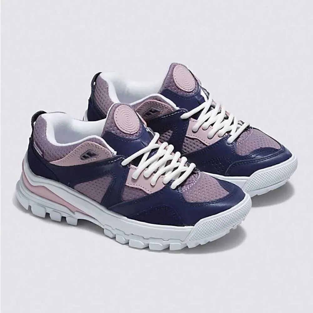 Vans Rover AMZN Trailhead Shoe